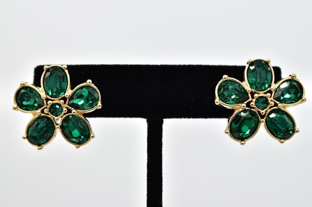 Swarovski Vintage Green Rhinestone Crystal Flower Earrings Gold Signed 90s BinAZ